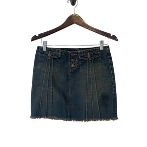 Women's Vtg Squeeze Denim Mini Skirt Size 2 Y2K Low Rise Raw Hem Dark Wash